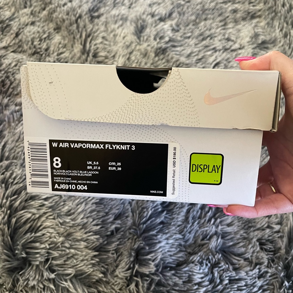 Nike Air Vapormax Flyknit 3 in White and Black